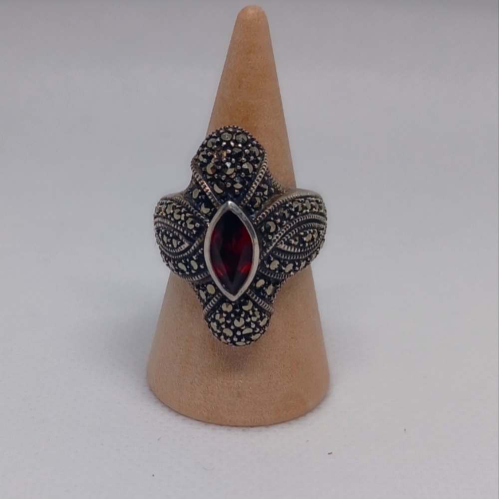 Vintage Sterling Judith Jack Red Garnet Marcasite Deco Statement Ring